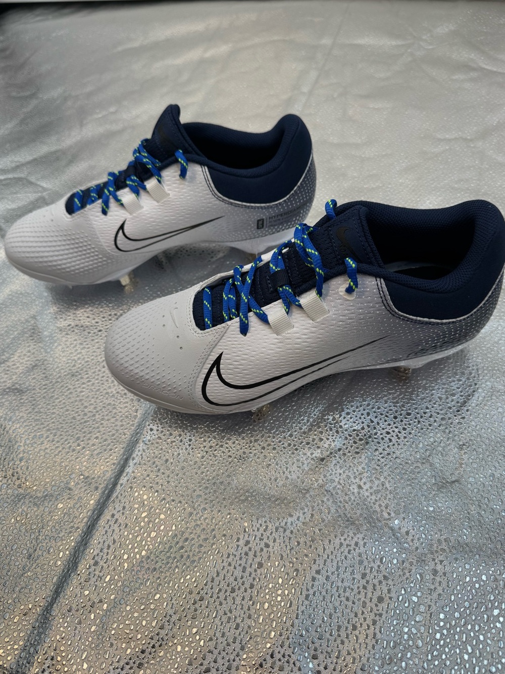 Nike Hyperdiamond 4 Pro Metal Softball Cleats Women’s 9.5 White Navy